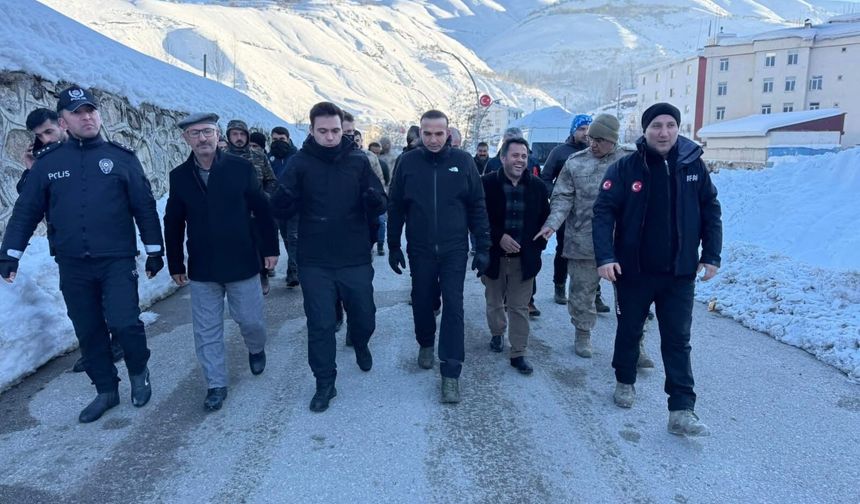 Van Çatak’ta Çığ Kabusu: AFAD Alarm Verdi