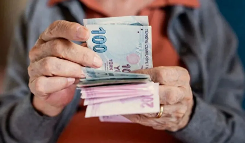 Memur ve emekliye ocak zammı sürprizi! Masada 4 farklı rakam var!
