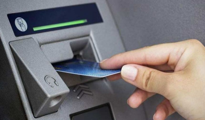 Kredi Kartı Sahipleri Dikkat: ATM'lerde Kritik Saat Aralığı Belli Oldu!