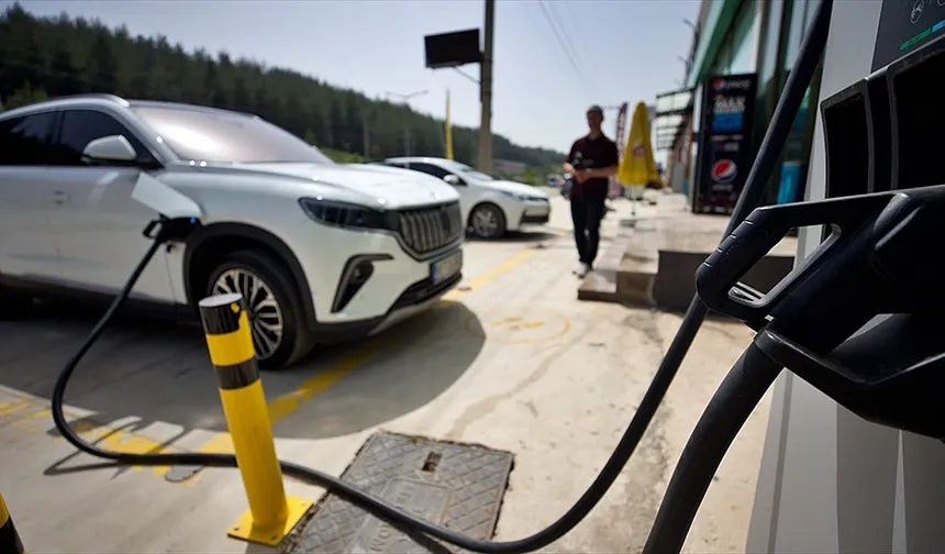 Türkiye’de elektrikli otomobil sayısı 486 bini geçti: Van bu dönüşüme ne kadar hazır?