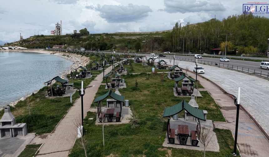 Vanlıların Vazgeçilmez Piknik Alanı Edremit'e 75 Yeni Barbekü Kuruldu