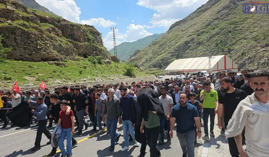 Protestonun Ardından Karar Çıktı: Van-Bahçesaray Yolu 6 Ay Sonra Açıldı