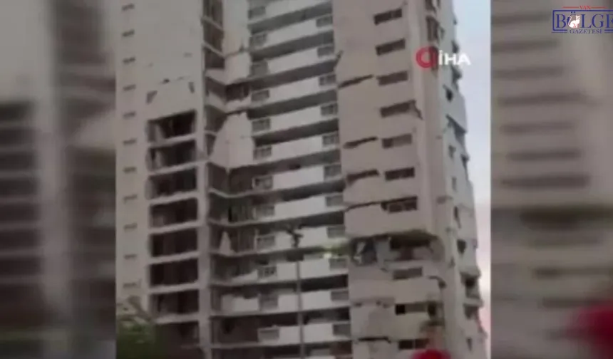 Çifte Deprem Ülkeyi Felç Etti: 32 kişi öldü, OHAL İlan Edildi