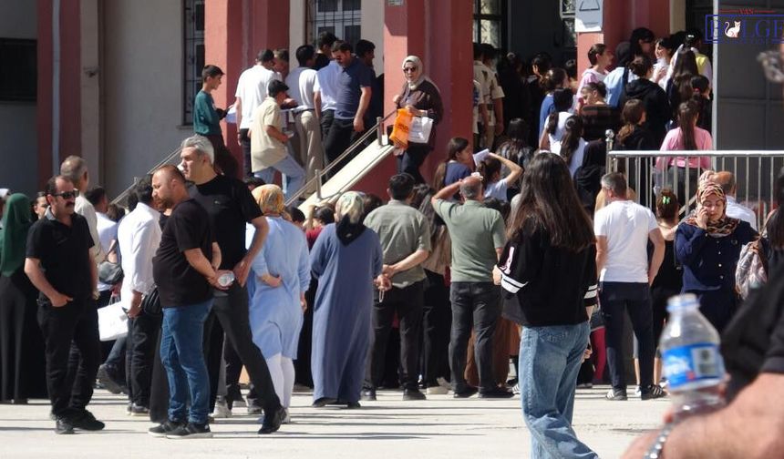 Van'da LGS heyecanı: Sınav'a giren öğrenci sayısı belli oldu