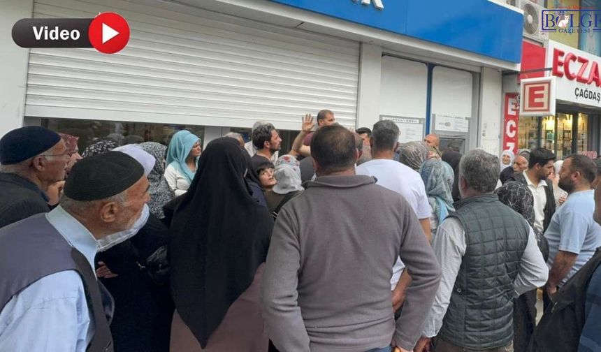 Van’da Yardım Kuyruğu: Banka Önünde Saatlerce Beklediler