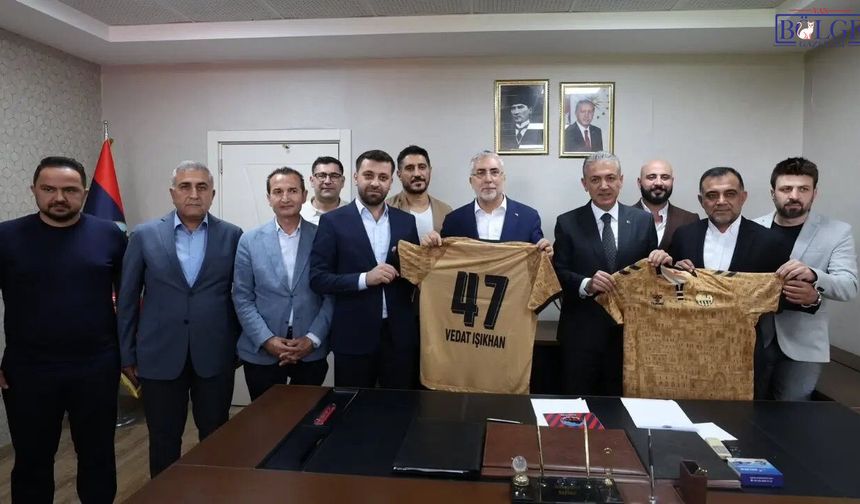 Bakan Vedat Işıkhan’dan Mardin 1969 Spor’a moral ziyareti