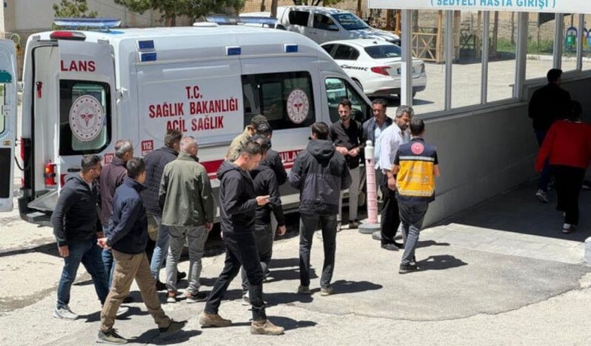 Van’da sınır hattında patlayıcı madde patladı: 3 asker yaralandı
