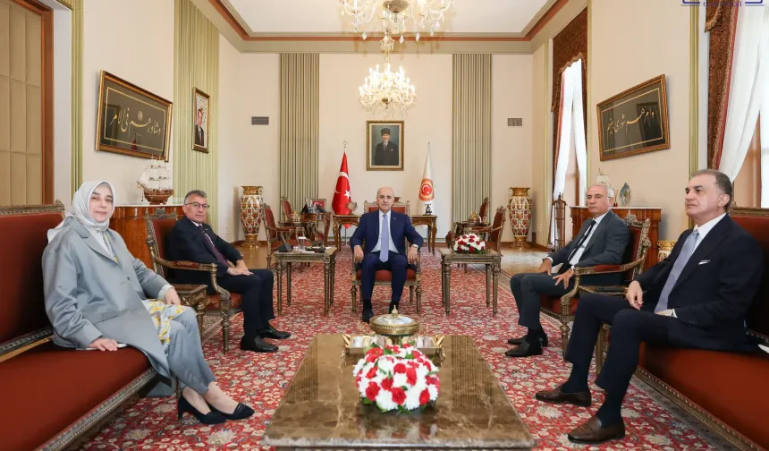 AK Parti heyeti Meclis Başkanı ile süreci görüştü