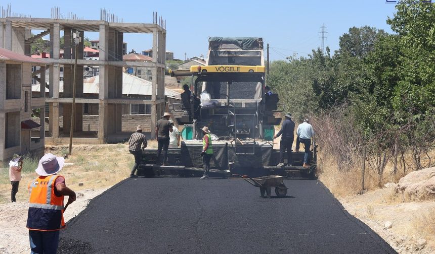 Tuşba Belediyesi’nden Seyrantepe’ye Yol Hamlesi