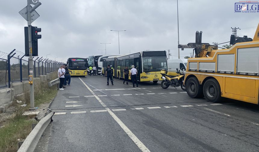 Van’dan İstanbul’a Giden Otobüs Kaza Yaptı! Yaralılar Var