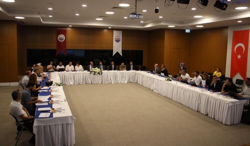 Sağlık hizmetleri için kritik toplantı: Sorunlar masaya yatırıldı
