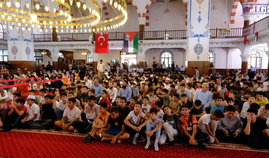 Van'da Yaz Kur’an Kurslarında Eğitim Tamamlandı, Başarılı Öğrenciler Ödüllendirildi