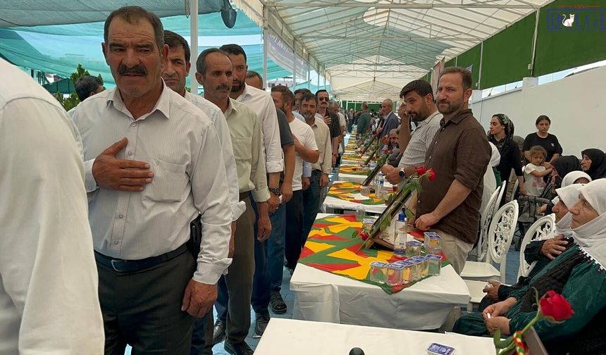 Van’da Yaşamını Yitirenlerin Aileleri Konuştu: “Artık Kimse Ölmesin”