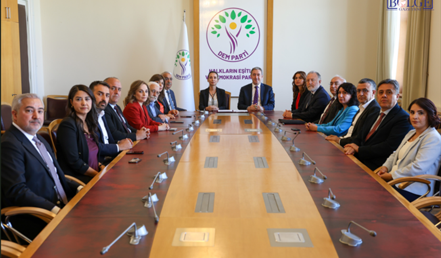 Meclis’te Tarihi Gün: DEM Parti’den Çerçeve Yasa Sonrası İlk Mesaj