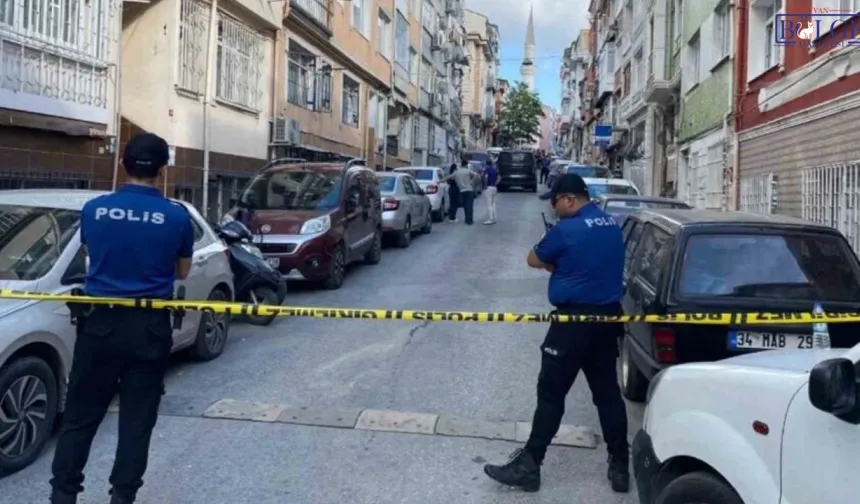 Emekli Polis Eşi ve Kızını Öldürüp İntihar Etti