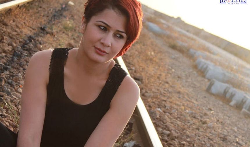 Vanlı Kürt Sanatçı Raperîn Kürtçe Müziği Bıraktığını Açıkladı