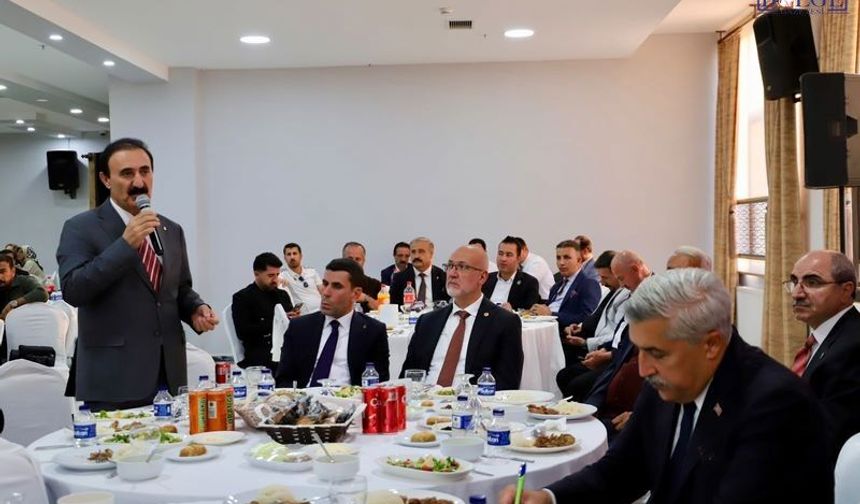 Süer Van’ın Sorunlarını Tek Tek Sıraladı! Rapor Yayman’a Sunuldu