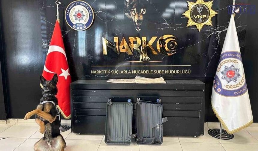 Van Havalimanı’nda Valizden Çıktı: 2 Kilo 100 Gram Uyuşturucu Ele Geçirildi