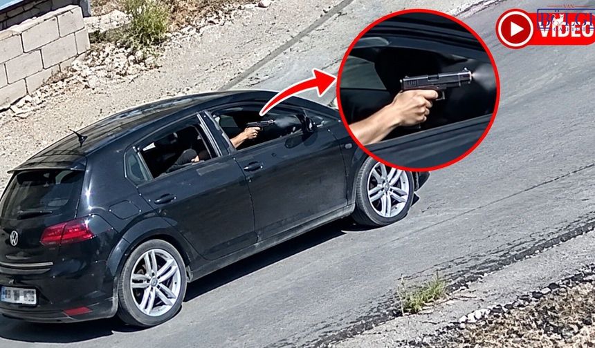 Hakkari’de Mahalleye Araçtan Ateş Açıldığı İddiası