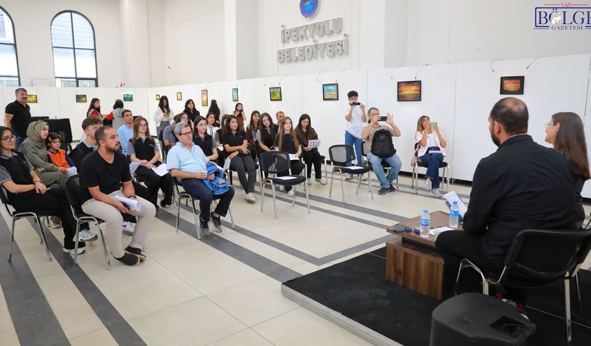 Van’da Alzheimer Farkındalığı Sanatla Buluştu