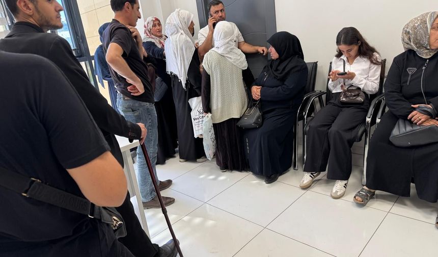Van’da okullar açıldı, yardım kuyruğu başladı: “Sesimizi duyun!”