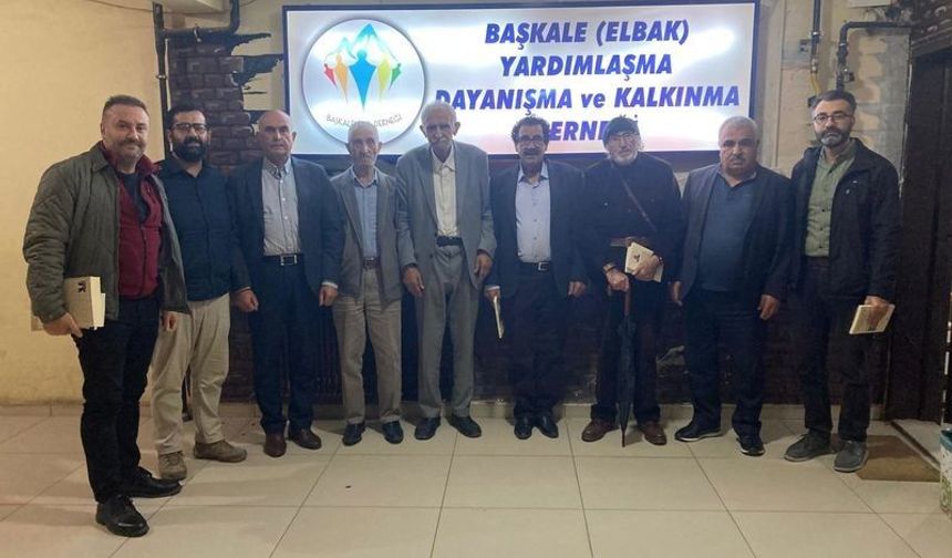 Van’da tarihe ışık tutan söyleşi: Bölgenin geçmişi arşiv belgeleriyle ele alındı