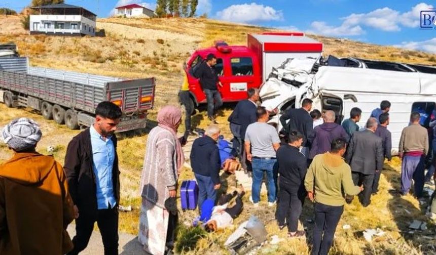 Van’daki feci kazada hayatını kaybeden kişinin kimliği belli oldu